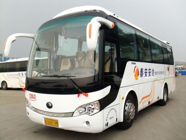 泰安市安達(dá)旅游汽車(chē)提醒您行車(chē)中的注意事項(xiàng)